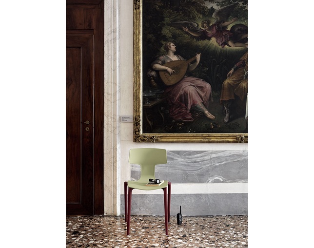 COLOS(コーロス) SPLIT サイドチェアの写真