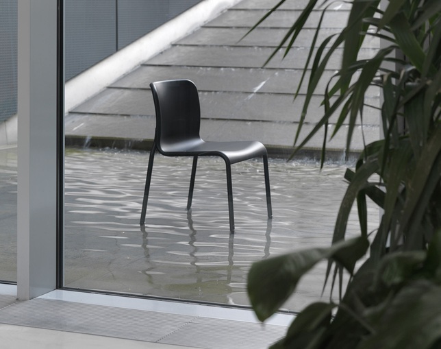 COLOS(コーロス) MOMO 1 サイドチェアの写真