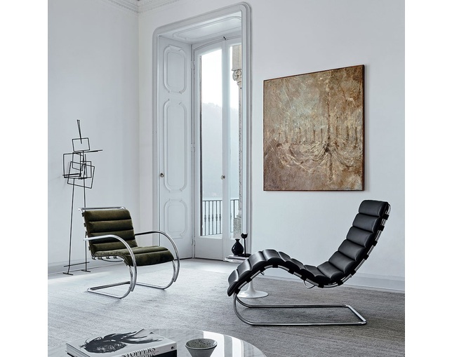 ノル(Knoll) Mies van der Rohe Collection MR chaise Loungeの写真