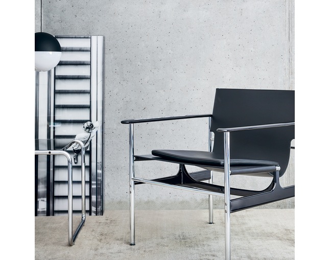 ノル(Knoll) Pollock Arm Chairの写真