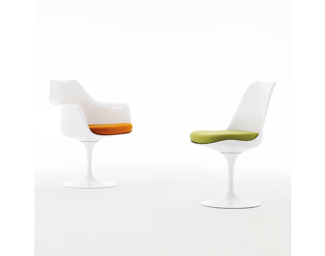 ノル(Knoll) Saarinen Collection Tulip Chairs - Armless chairの写真