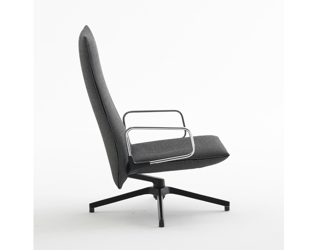 ノル(Knoll) Edward Barber & Jay Osgerby Collection Pilot Chair (High back)の写真