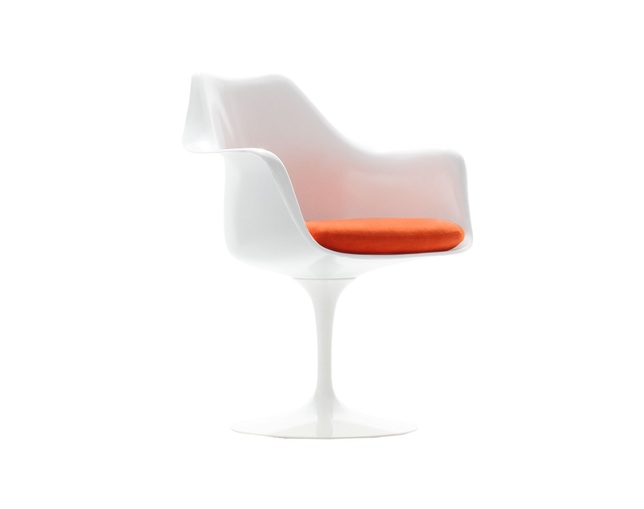 ノル(Knoll) Saarinen Collection Tulip Chairs - Arm chairの写真