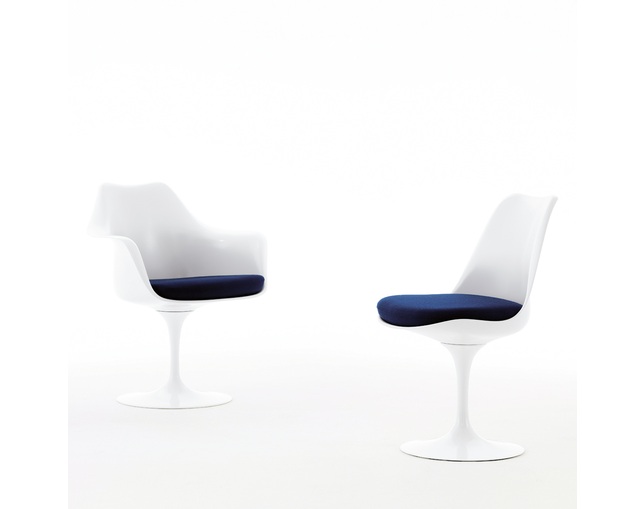 ノル(Knoll) Saarinen Collection Tulip Chairs - Arm chairの写真