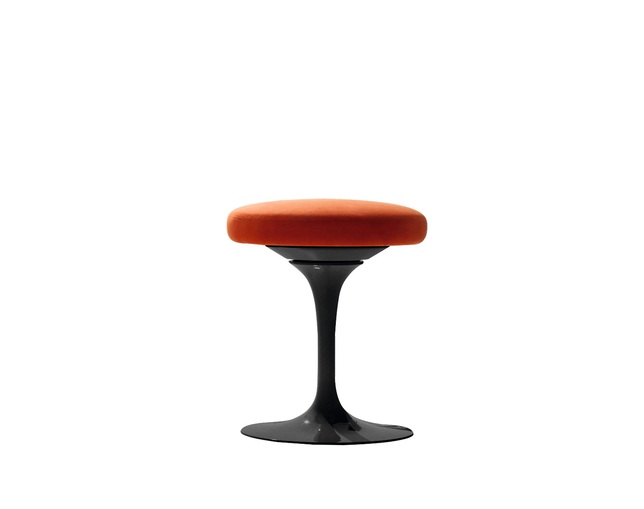 ノル(Knoll) Saarinen Collection Tulip Chairs - Stoolの写真