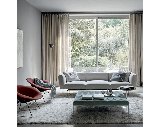 ノル(Knoll) Piero Lissoni Avio Sofa System sofa tableの写真