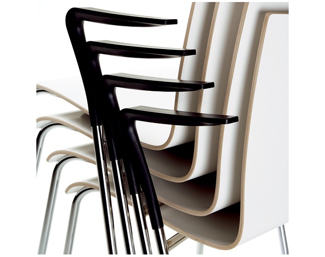 PIIROINEN AND Aの写真