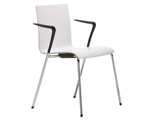 PIIROINEN AND Aの写真