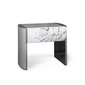 Hessentia Cornelio Cappellini LINFAナイトテーブルの写真