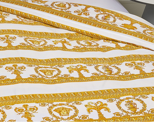 VERSACE HOME デュベカバーの写真