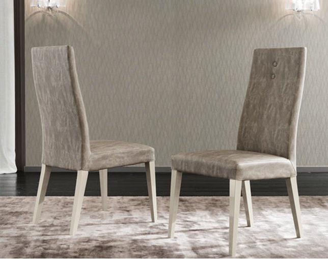 EURO CASA Selection ダイニングチェアの写真