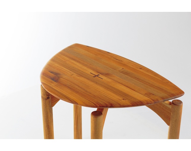 EDDA Side Table　ST30104F-EL000の写真