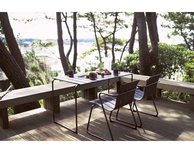 COMPLEX UNIVERSAL FURNITURE SUPPLY OCEAN CHAIRの写真