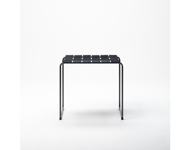 COMPLEX UNIVERSAL FURNITURE SUPPLY OCEAN 2P TABLEの写真