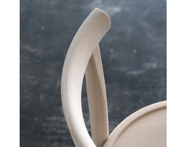 COMPLEX UNIVERSAL FURNITURE SUPPLY MODEL 4151の写真