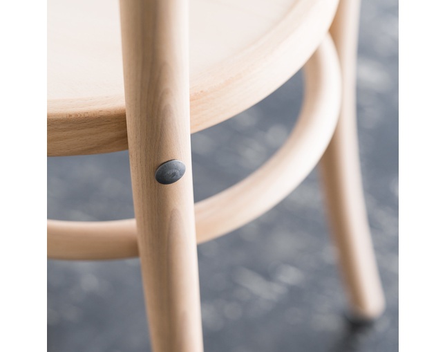 COMPLEX UNIVERSAL FURNITURE SUPPLY MODEL 4151の写真