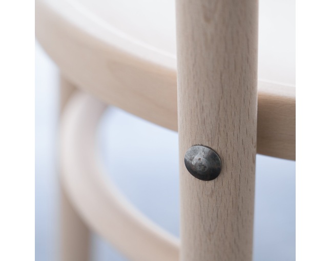 COMPLEX UNIVERSAL FURNITURE SUPPLY MODEL 4151の写真