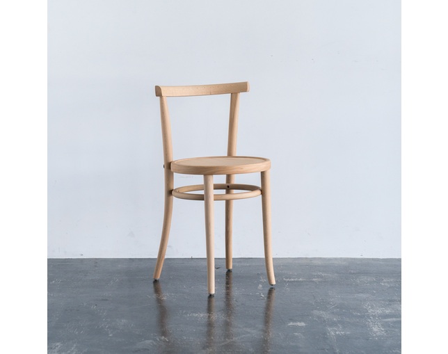 COMPLEX UNIVERSAL FURNITURE SUPPLY MODEL 4151の写真