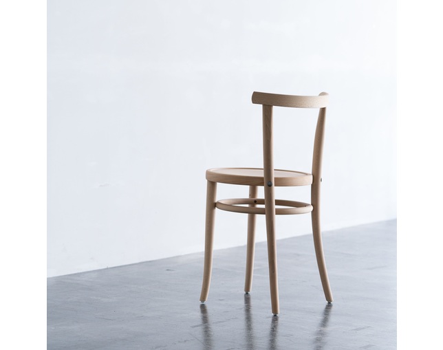 COMPLEX UNIVERSAL FURNITURE SUPPLY MODEL 4151の写真