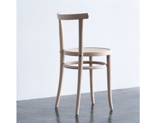 COMPLEX UNIVERSAL FURNITURE SUPPLY MODEL 4151の写真