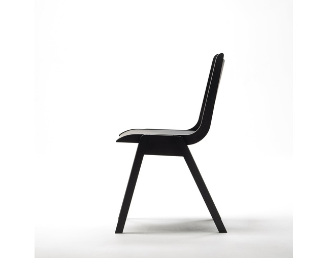 COMPLEX UNIVERSAL FURNITURE SUPPLY Rainer Chairの写真