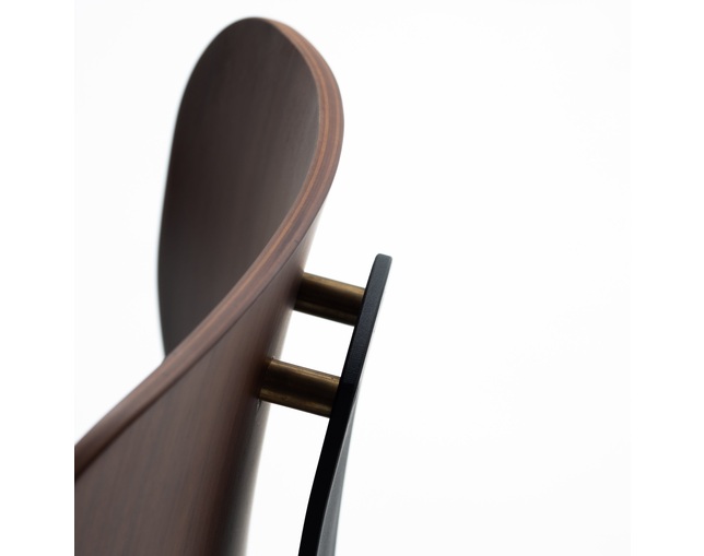 COMPLEX UNIVERSAL FURNITURE SUPPLY F2 Chairの写真