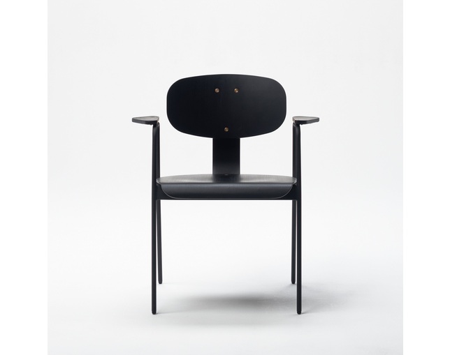 COMPLEX UNIVERSAL FURNITURE SUPPLY F2 Chairの写真