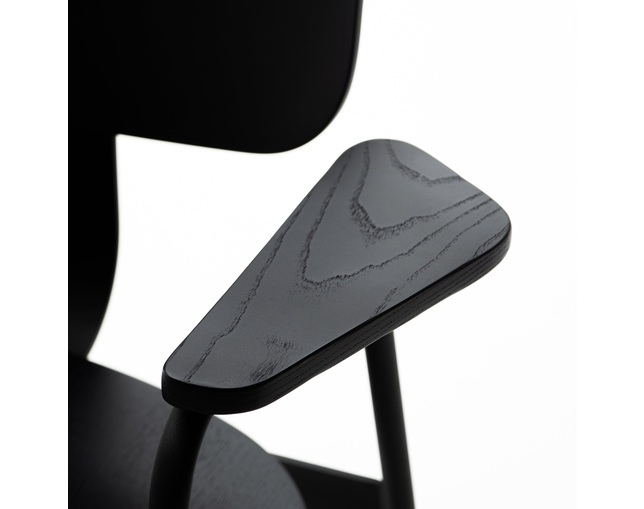 COMPLEX UNIVERSAL FURNITURE SUPPLY F2 Chairの写真