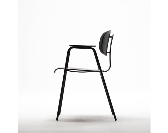 COMPLEX UNIVERSAL FURNITURE SUPPLY F2 Chairの写真