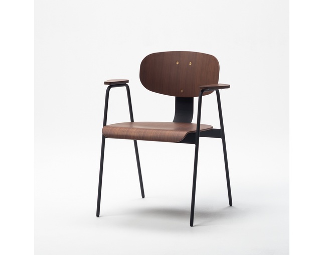 COMPLEX UNIVERSAL FURNITURE SUPPLY F2 Chairの写真
