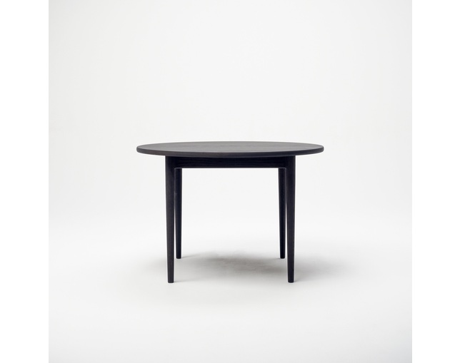 COMPLEX UNIVERSAL FURNITURE SUPPLY Zoe Round Tableの写真