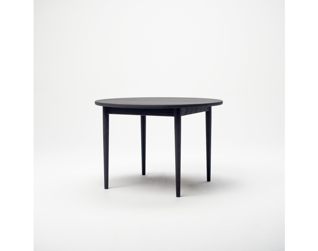 COMPLEX UNIVERSAL FURNITURE SUPPLY Zoe Round Tableの写真