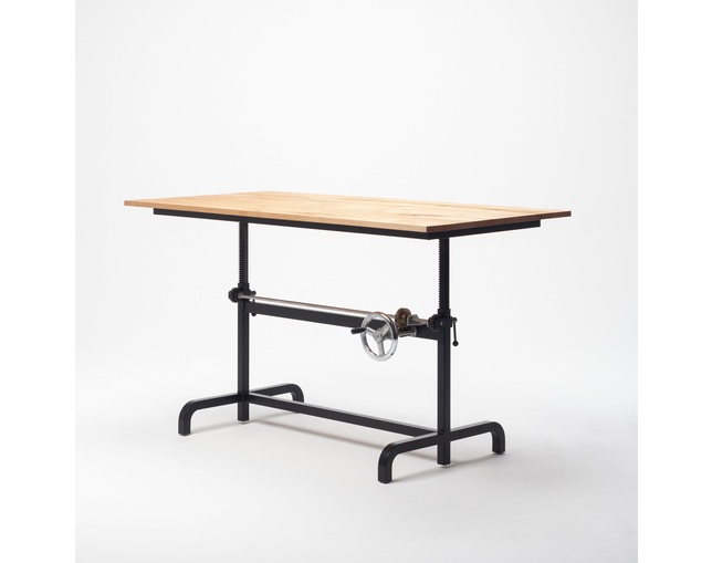 COMPLEX UNIVERSAL FURNITURE SUPPLY Tailor’s Adjustable Workbenchの写真