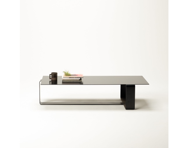 COMPLEX UNIVERSAL FURNITURE SUPPLY Black Rectangle Low Tableの写真