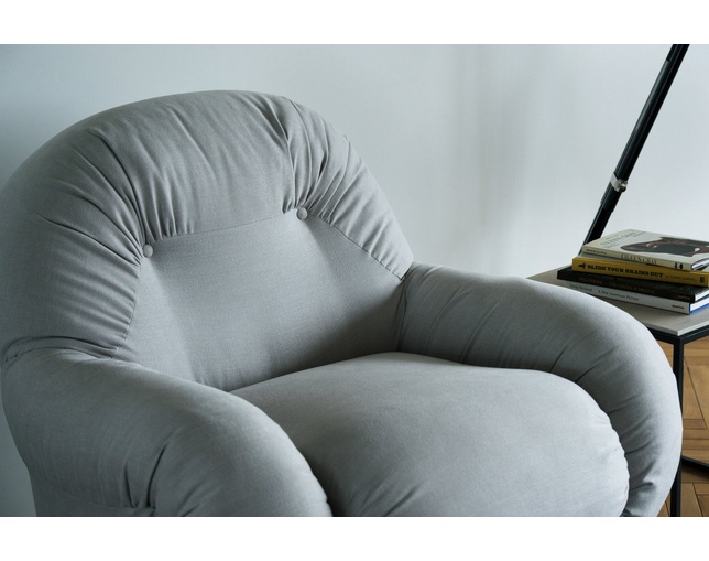 COMPLEX UNIVERSAL FURNITURE SUPPLY Bubble Sofaの写真