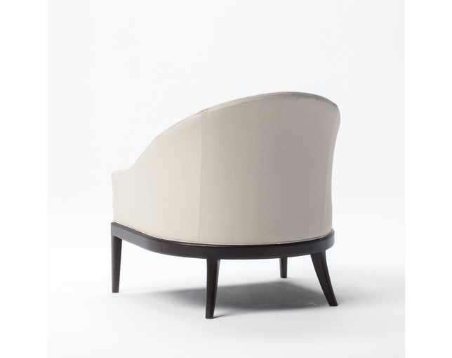 COMPLEX UNIVERSAL FURNITURE SUPPLY Gibbings Sofaの写真