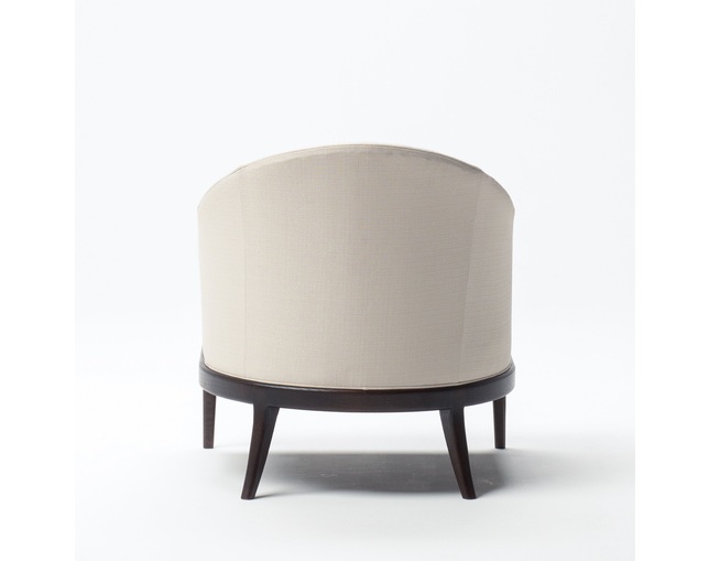 COMPLEX UNIVERSAL FURNITURE SUPPLY Gibbings Sofaの写真