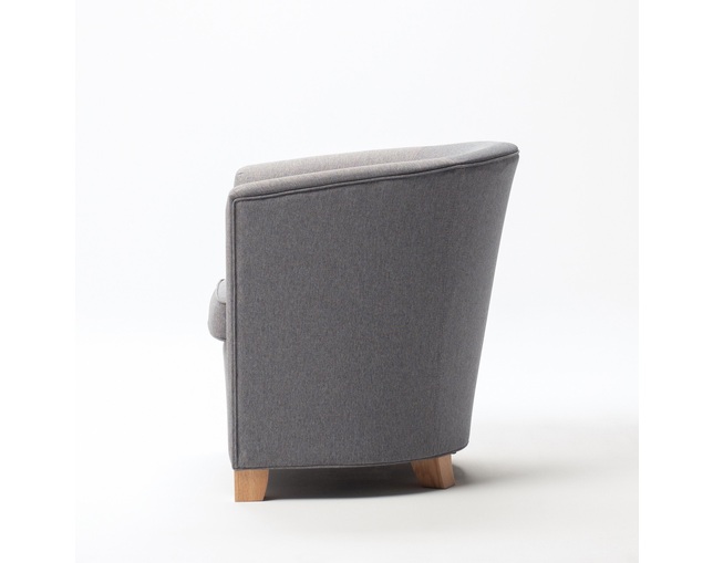 COMPLEX UNIVERSAL FURNITURE SUPPLY Tablet Sofaの写真