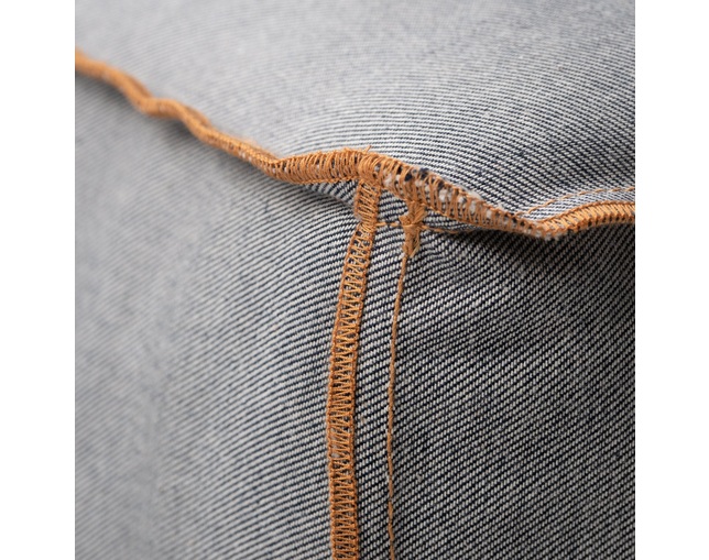 COMPLEX UNIVERSAL FURNITURE SUPPLY Heath Single Arm Sofaの写真