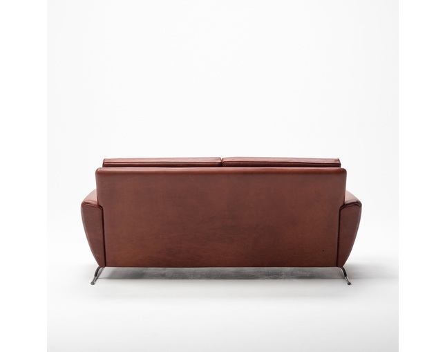 COMPLEX UNIVERSAL FURNITURE SUPPLY Buffalo Two Seat Sofaの写真