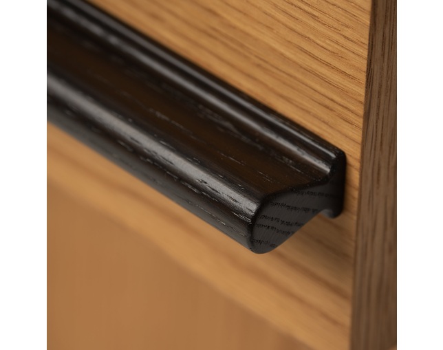 COMPLEX UNIVERSAL FURNITURE SUPPLY Rancho Cabinetの写真
