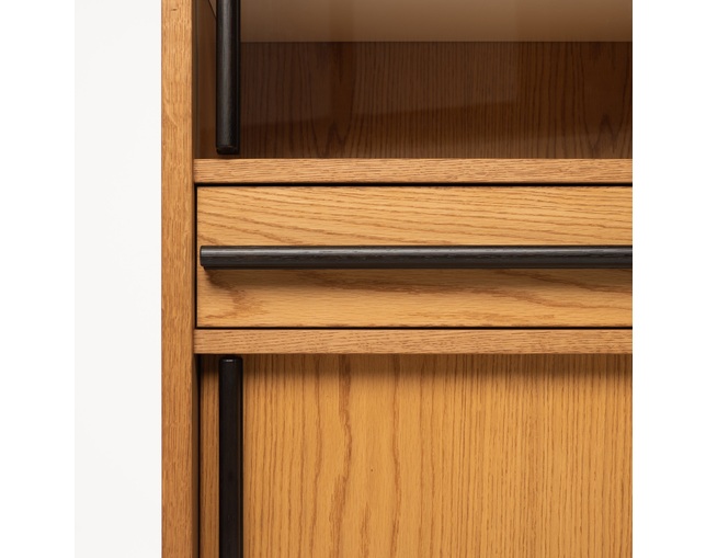 COMPLEX UNIVERSAL FURNITURE SUPPLY Rancho Cabinetの写真
