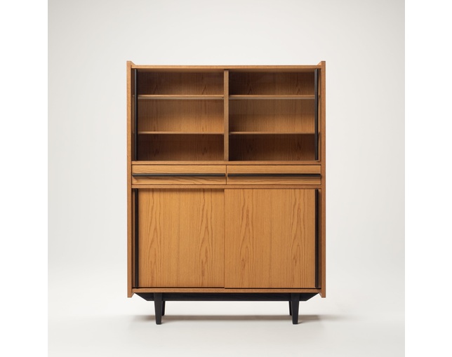 COMPLEX UNIVERSAL FURNITURE SUPPLY Rancho Cabinetの写真