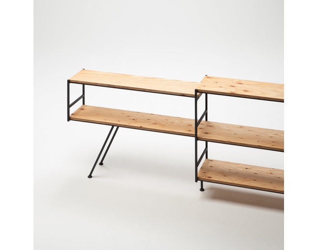COMPLEX UNIVERSAL FURNITURE SUPPLY Planter Shelfの写真