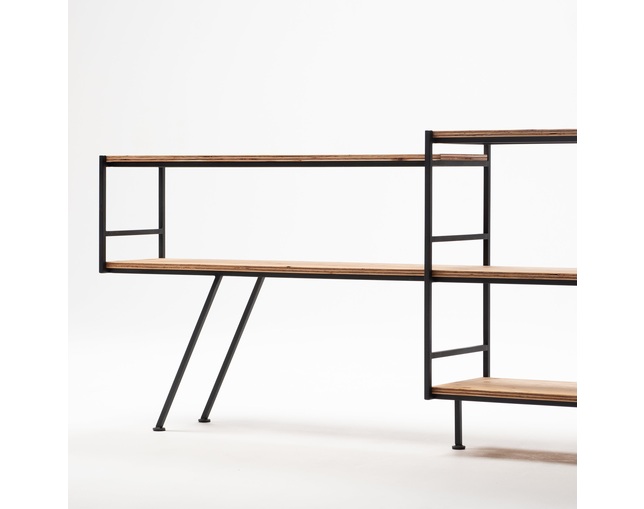 COMPLEX UNIVERSAL FURNITURE SUPPLY Planter Shelfの写真