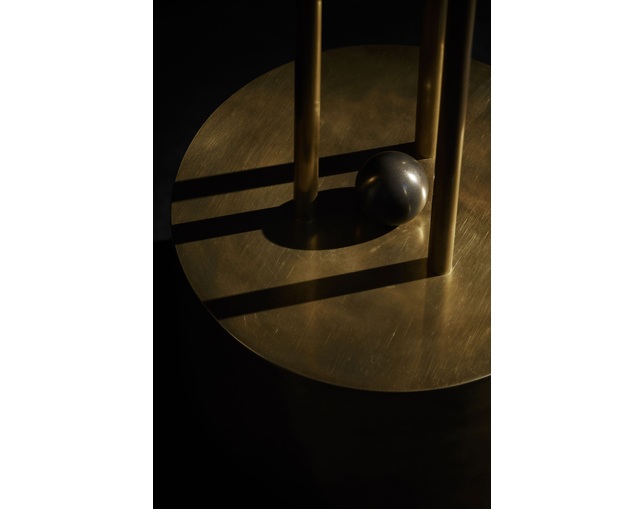 APPARATUS LANTERN FLOOR LAMPのメイン写真