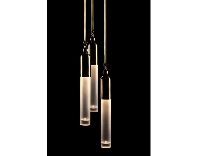 APPARATUS Tassel 3 Installationの写真