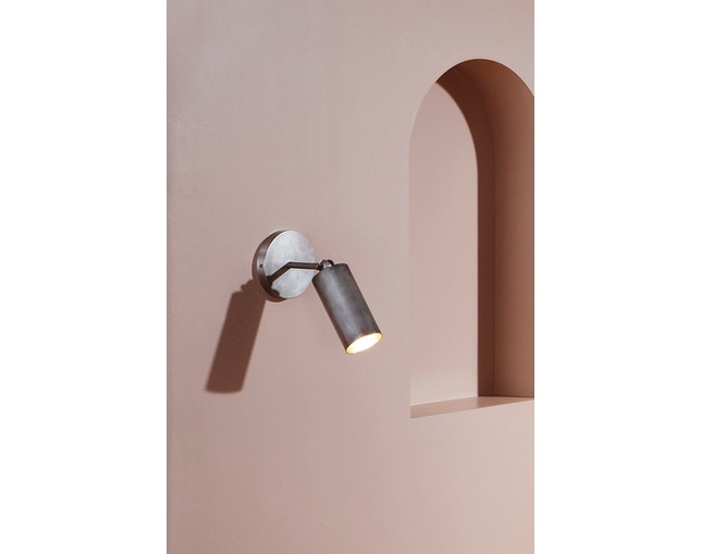 APPARATUS Cylinder Sconce / Tarnished Silverの写真