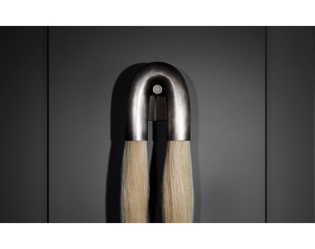 APPARATUS Horsehair Sconce / Tarnished Silverのメイン写真