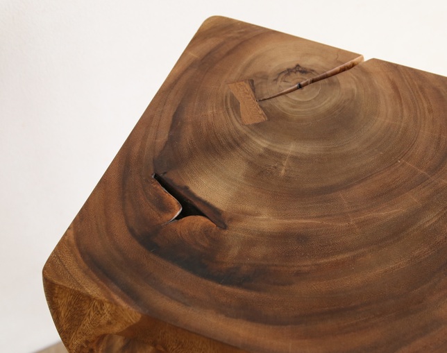 SENSO d VITA Twist M　スツールの写真